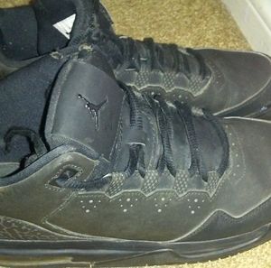 All black jordans